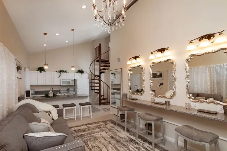 Private bride and groom suites at Kelly Farm Events near St Augustine FL