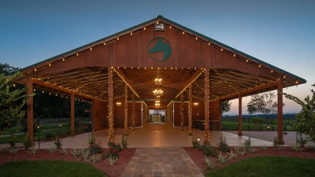 Wedding venue near Ponte Vedra FL with organized reception space for easy planning
