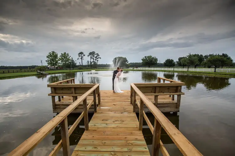 Wedding photography locations at Jacksonville area wedding venue